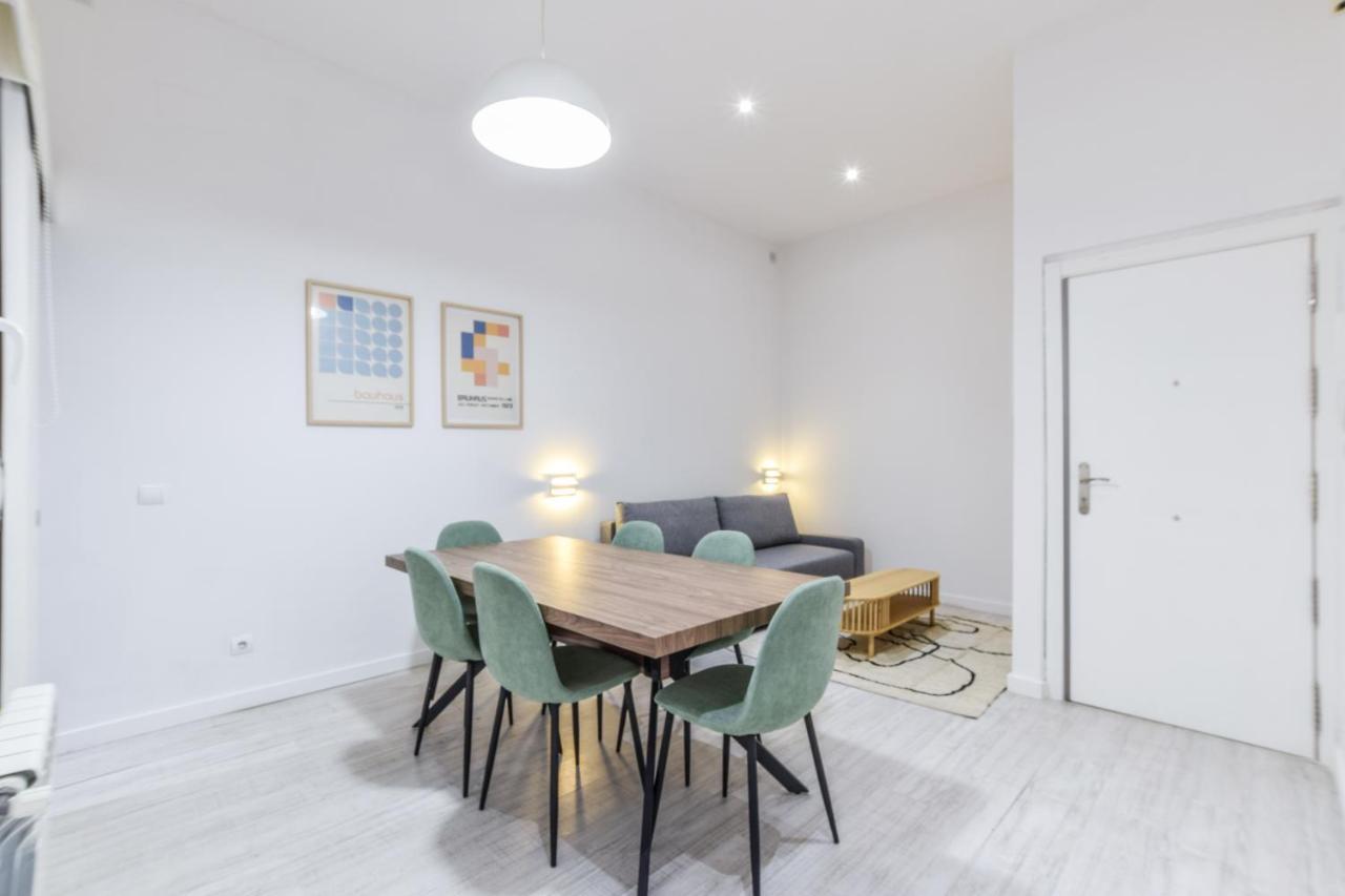شقة مدريد  في Amplio Apartamento En Malasana Para 6 Personas المظهر الخارجي الصورة