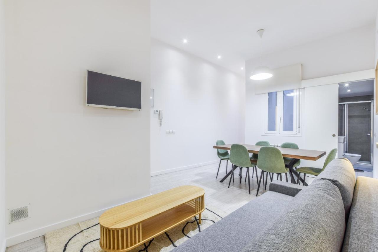 شقة مدريد  في Amplio Apartamento En Malasana Para 6 Personas المظهر الخارجي الصورة